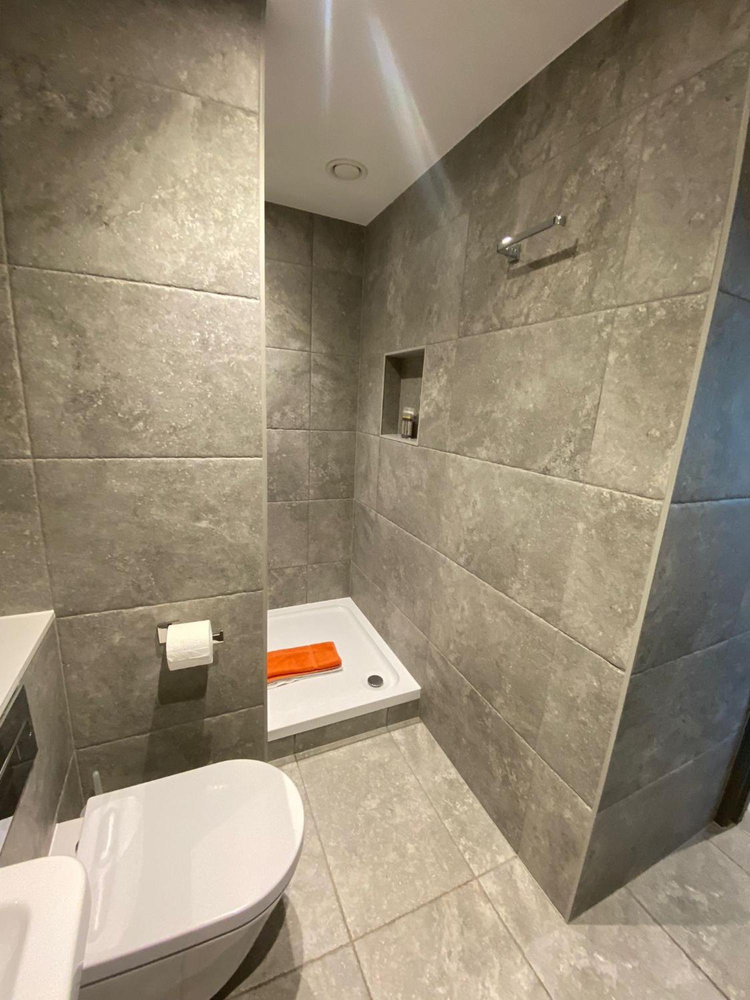 3 The View Apartments Ilfracombe - Hot Tub, Parking, Lift, Ev Экстерьер фото