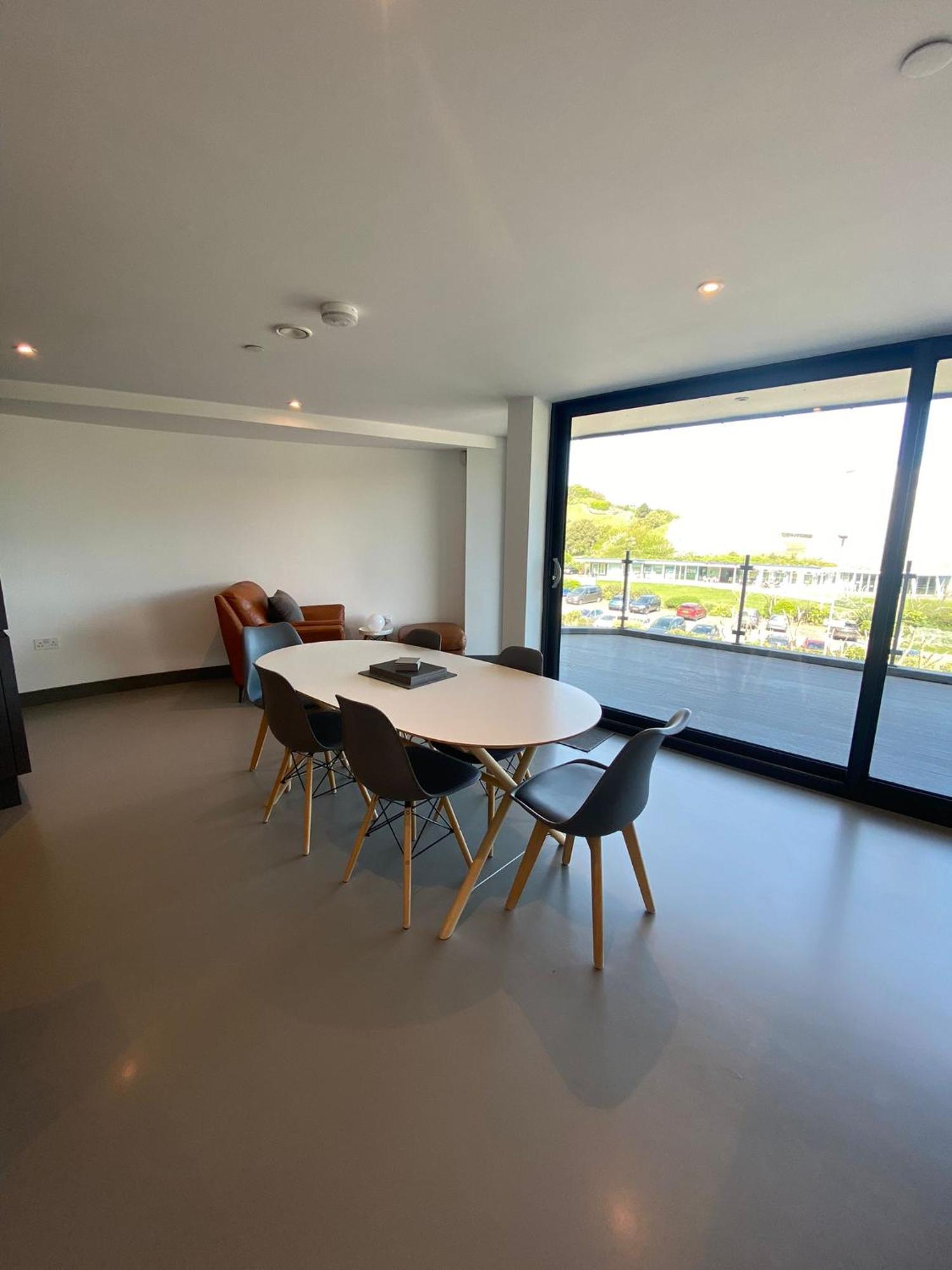 3 The View Apartments Ilfracombe - Hot Tub, Parking, Lift, Ev Экстерьер фото