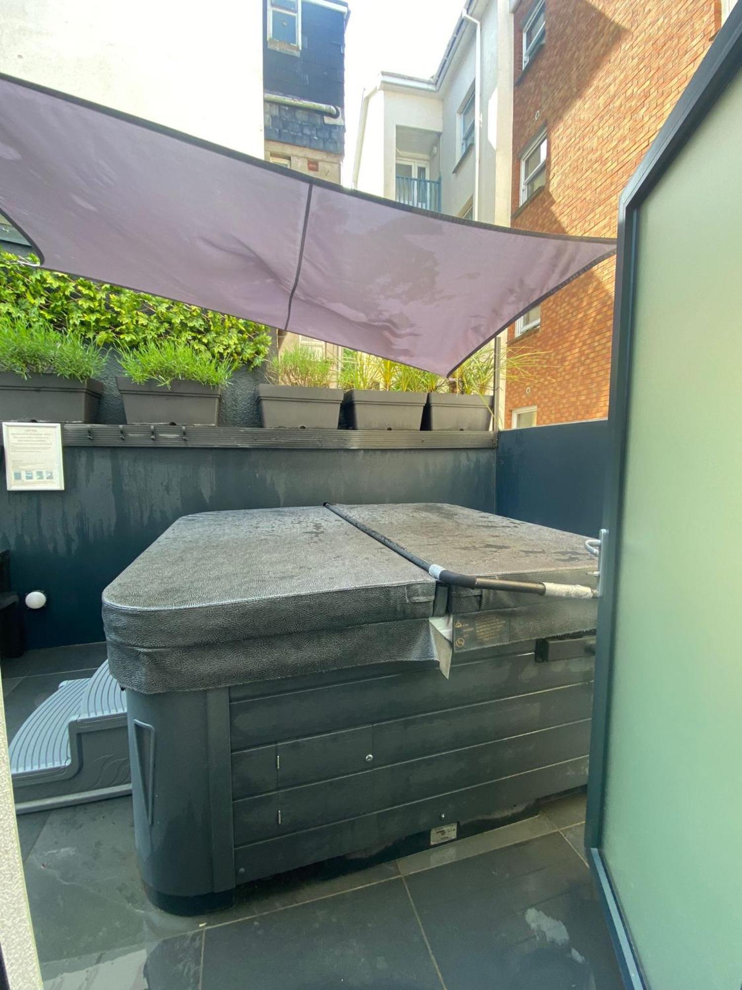 3 The View Apartments Ilfracombe - Hot Tub, Parking, Lift, Ev Экстерьер фото